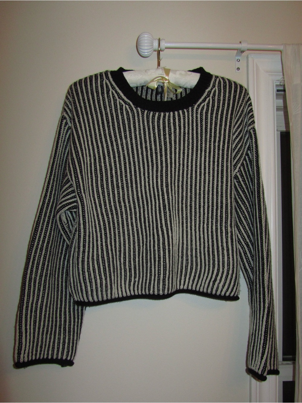 H&M Black and Cream Striped Crewneck Sweater